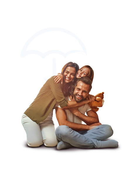 Família de mãe, pai e filha pequena abraçados